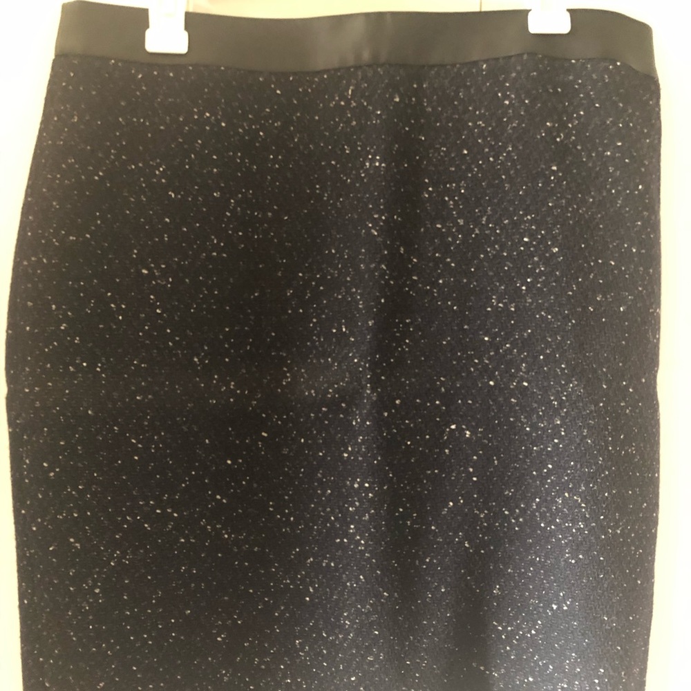 Ann Taylor - Tweed Pencil Skirt - Size 12